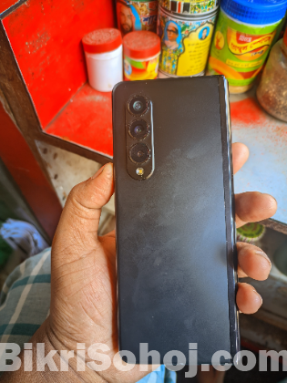 Samsung galaxy z fold 3